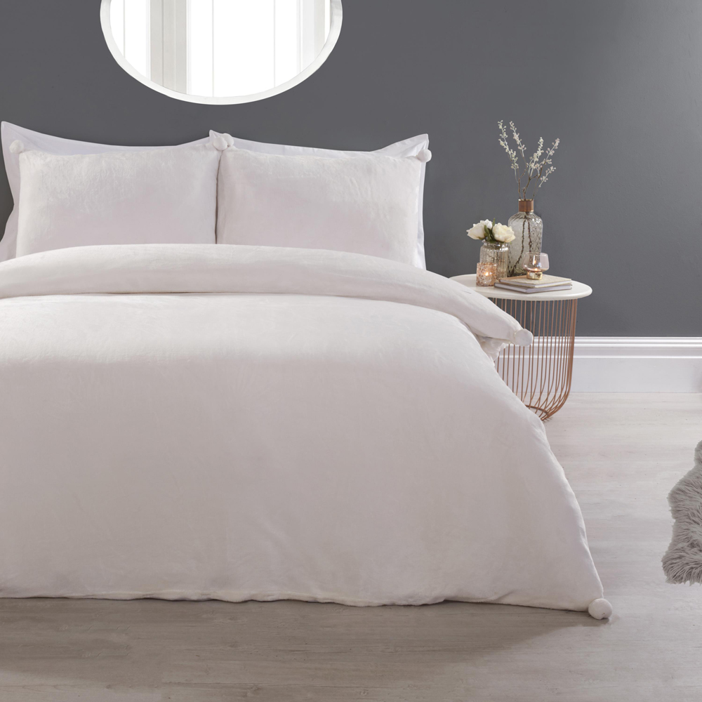 Smart Living Single Cream Pom Pom Fleece Duvet Cover Set Image 5