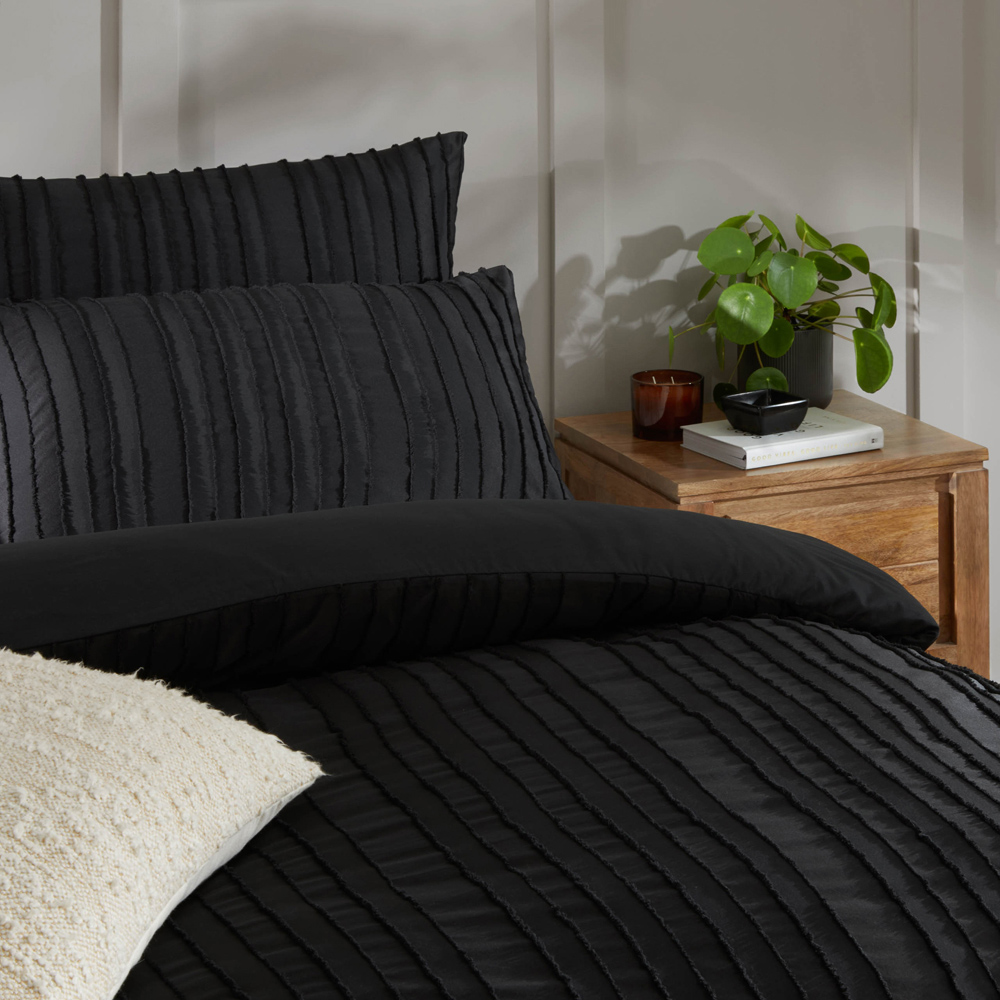 Duvet Day Harrison Super King Size Black Stripe Printed Duvet Set Image 2