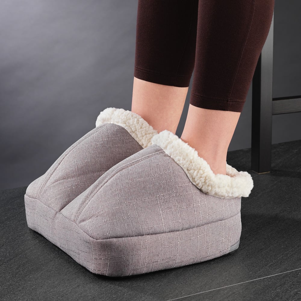 Wellbeing Heated Foot Massager Image 2