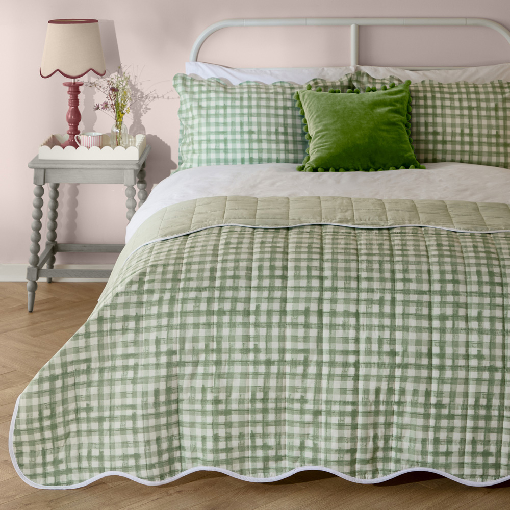 Furn Sage Scallop Quilted Bedspread 265 x 265cm Image 1