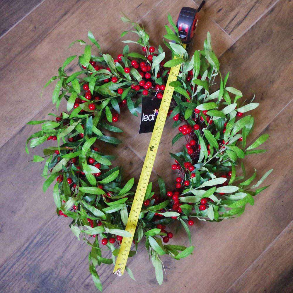 Botanik Floristry Artificial Christmas Wreath with Mistletoe Leaf and Red Berry 60cm Image 6