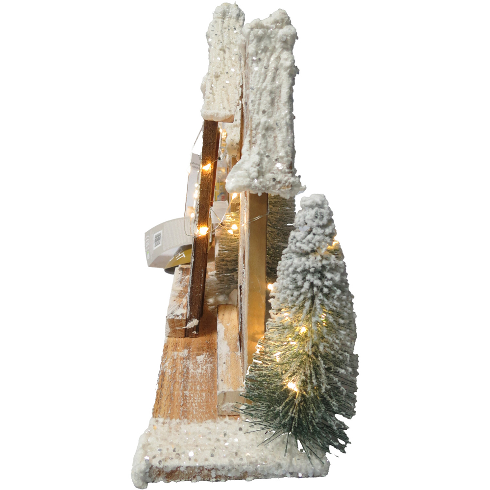 Wooden LED House Scene Image 5