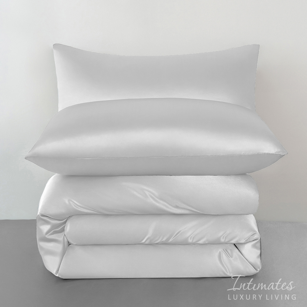 Intimates Double White Satin Bedding Set Image 3