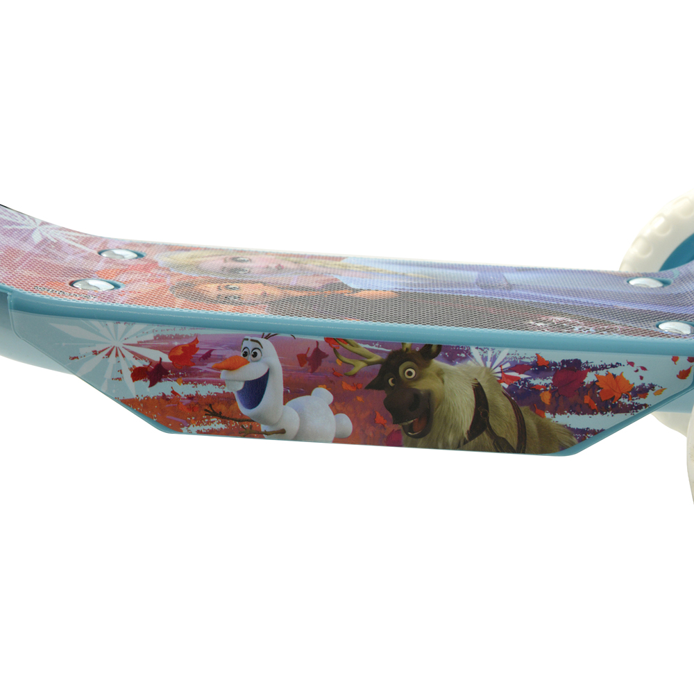 MoVe Frozen 2 Deluxe Tri Scooter Image 7