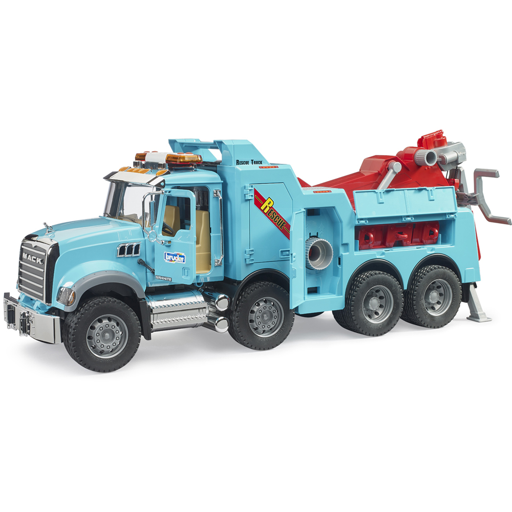 Bruder MACK Granite Light and Sound Heavy Tow Truck Image 4