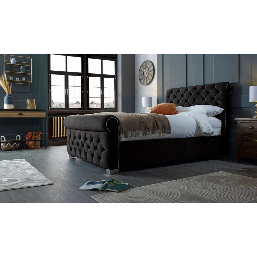 Eleganza Home Veneta King Size Black Plush Velvet Bed Frame with Chesterfield Headboard Image 5