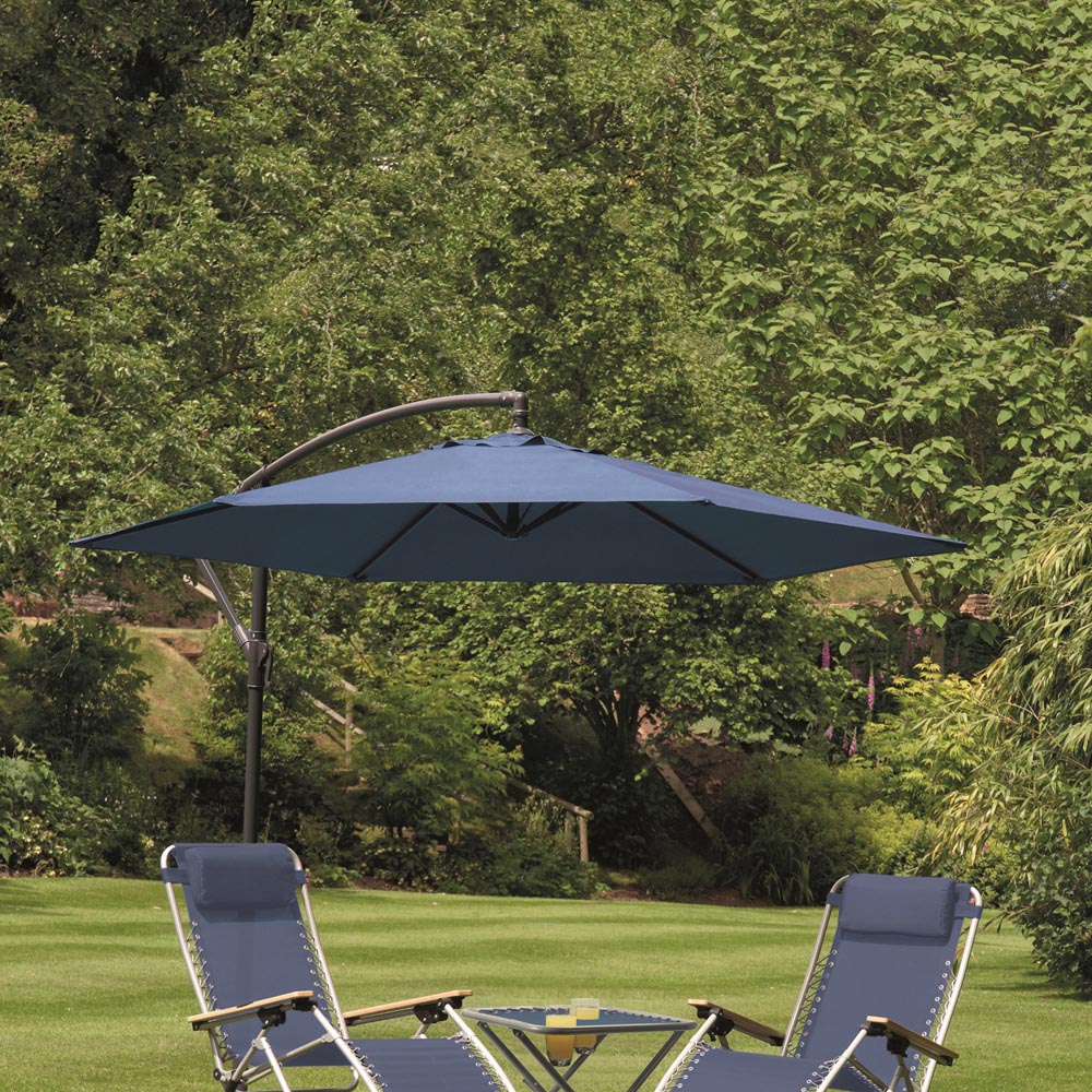 Garden Gear Navy Cantilever Parasol with Cover Image 2