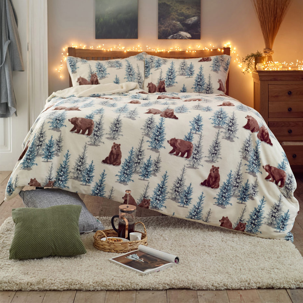Deyongs Winter Bears Single Fleece Duvet Set Image 1