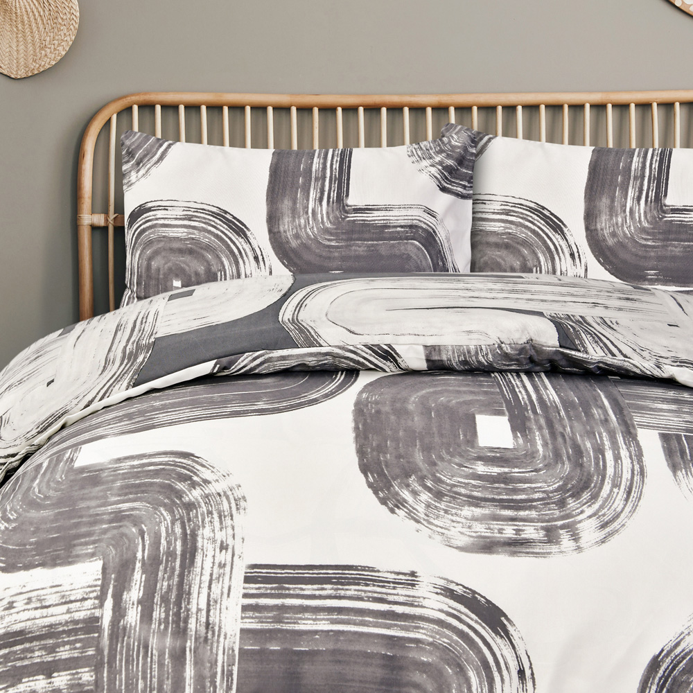 Smart Living Double Black Elemental Geo Reversible Duvet Set Image 6