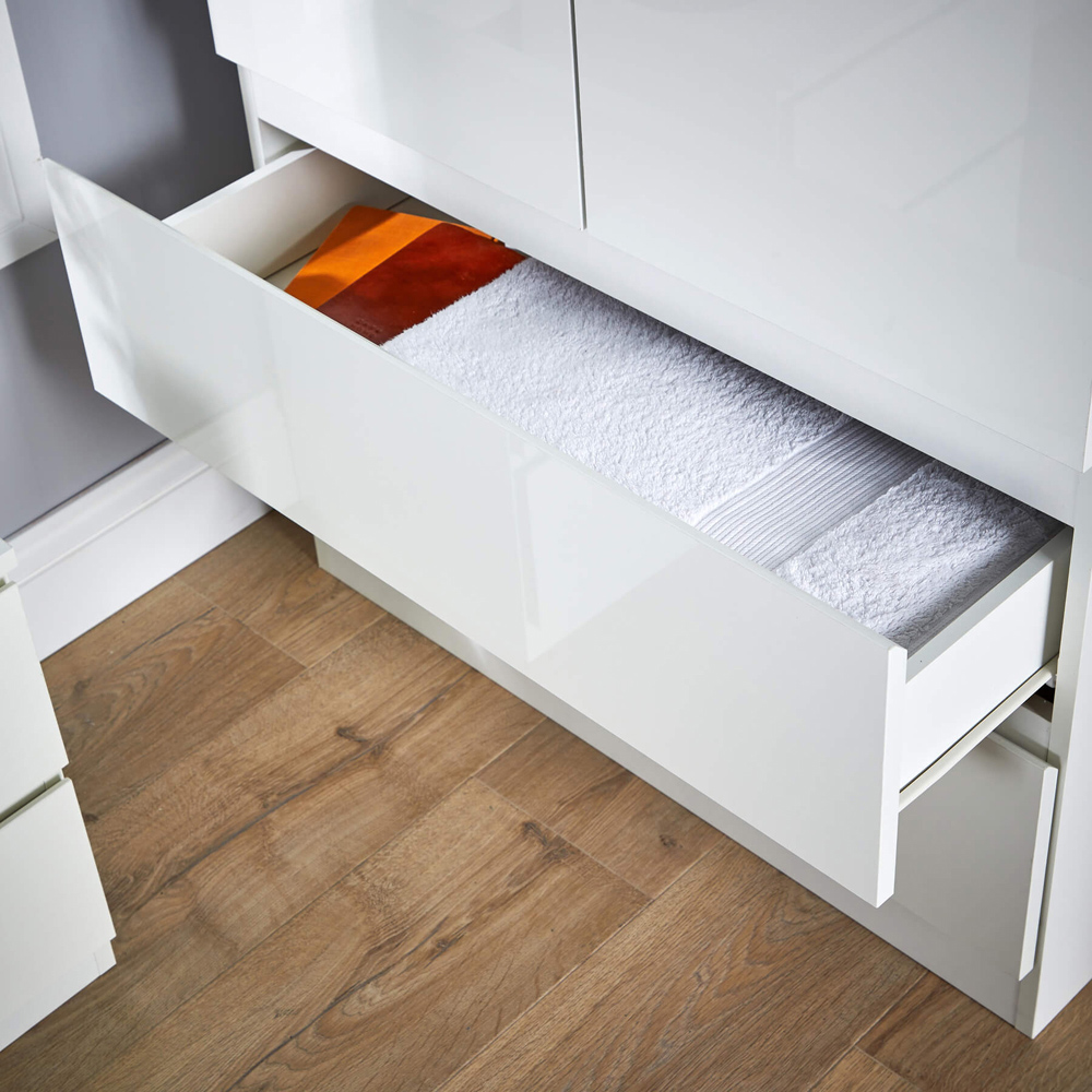 Home Source 2 Door 2 Drawer White Modern Wardrobe Image 3