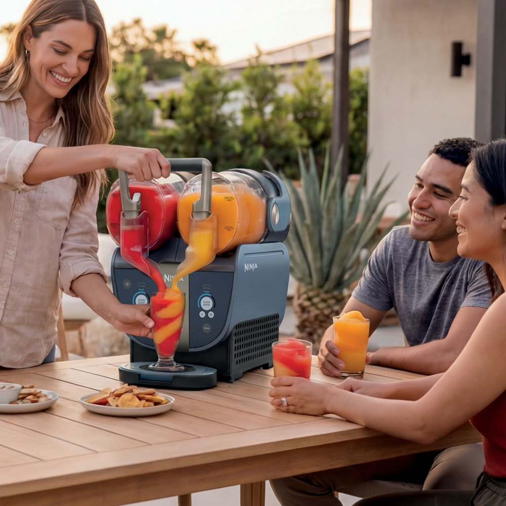 Ninja SLUSHi FS701UKBL Blue Twist Frozen Drink Maker Image 3