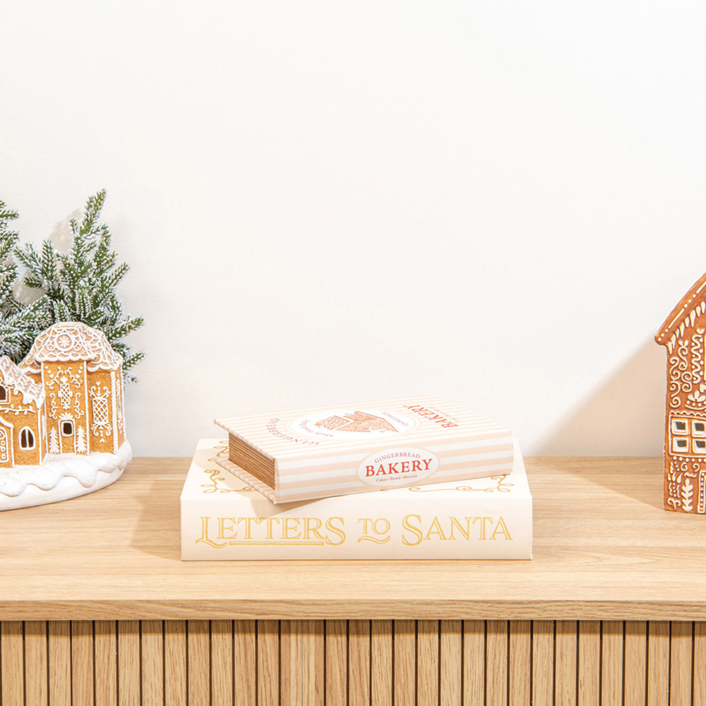Set of 2 Gingerbread Book Boxes Image 4