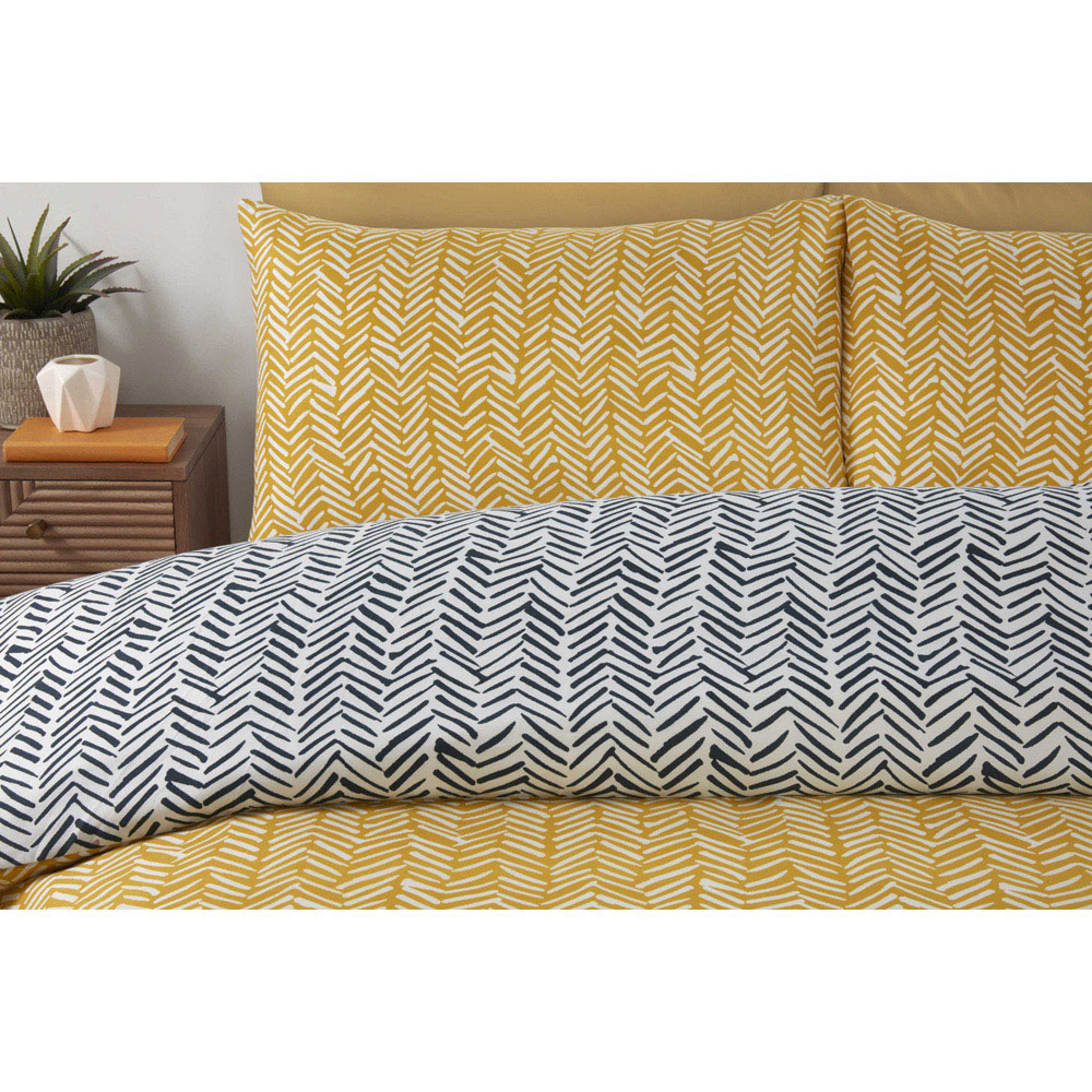 Rapport Home Helston Double Ochre Duvet Set Image 3