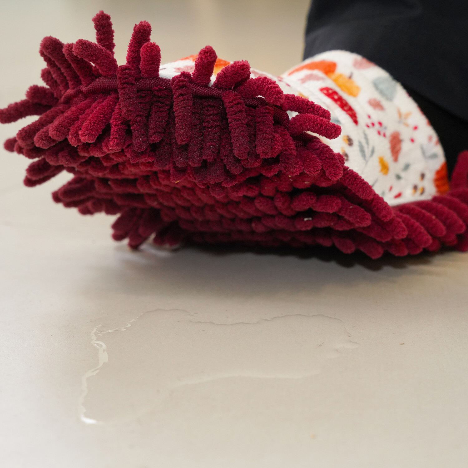 Autumn Pumpkin Chenille Slippers White and Red Image 5