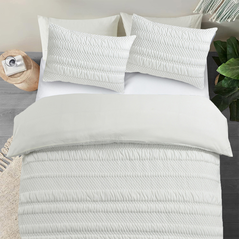 Velosso Double White Saville Duvet Set Image 2