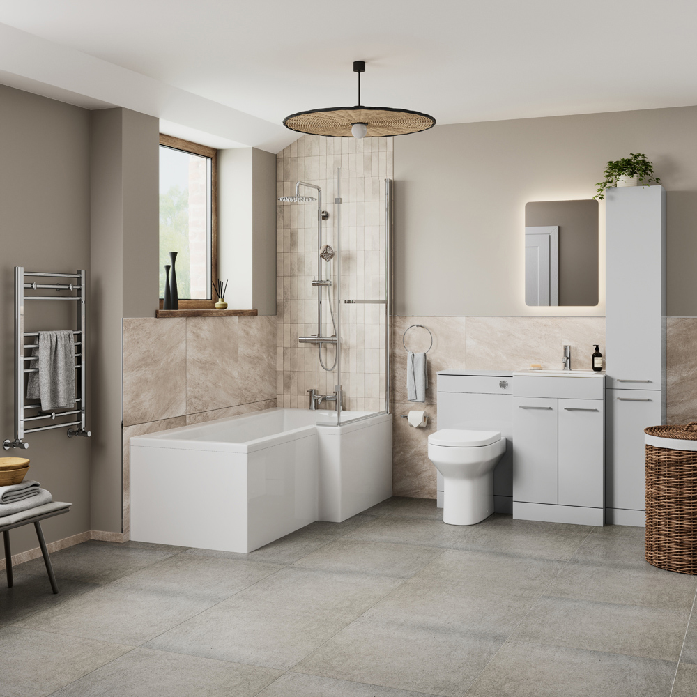 Bathstore Nazare Chrome Right Hand L-Shape Shower Bath Set 1700 x 850mm Image 2