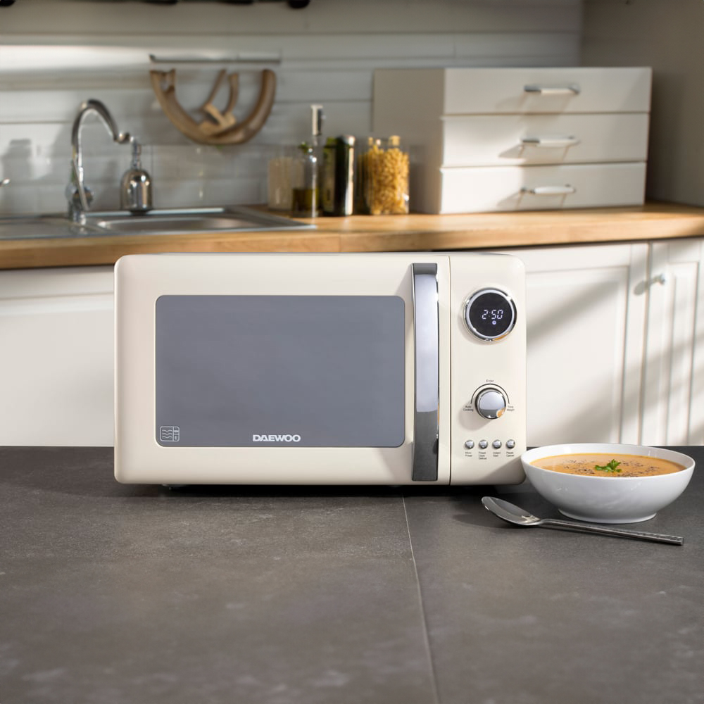 Daewoo Kensington Cream Digital Microwave 800W Image 2
