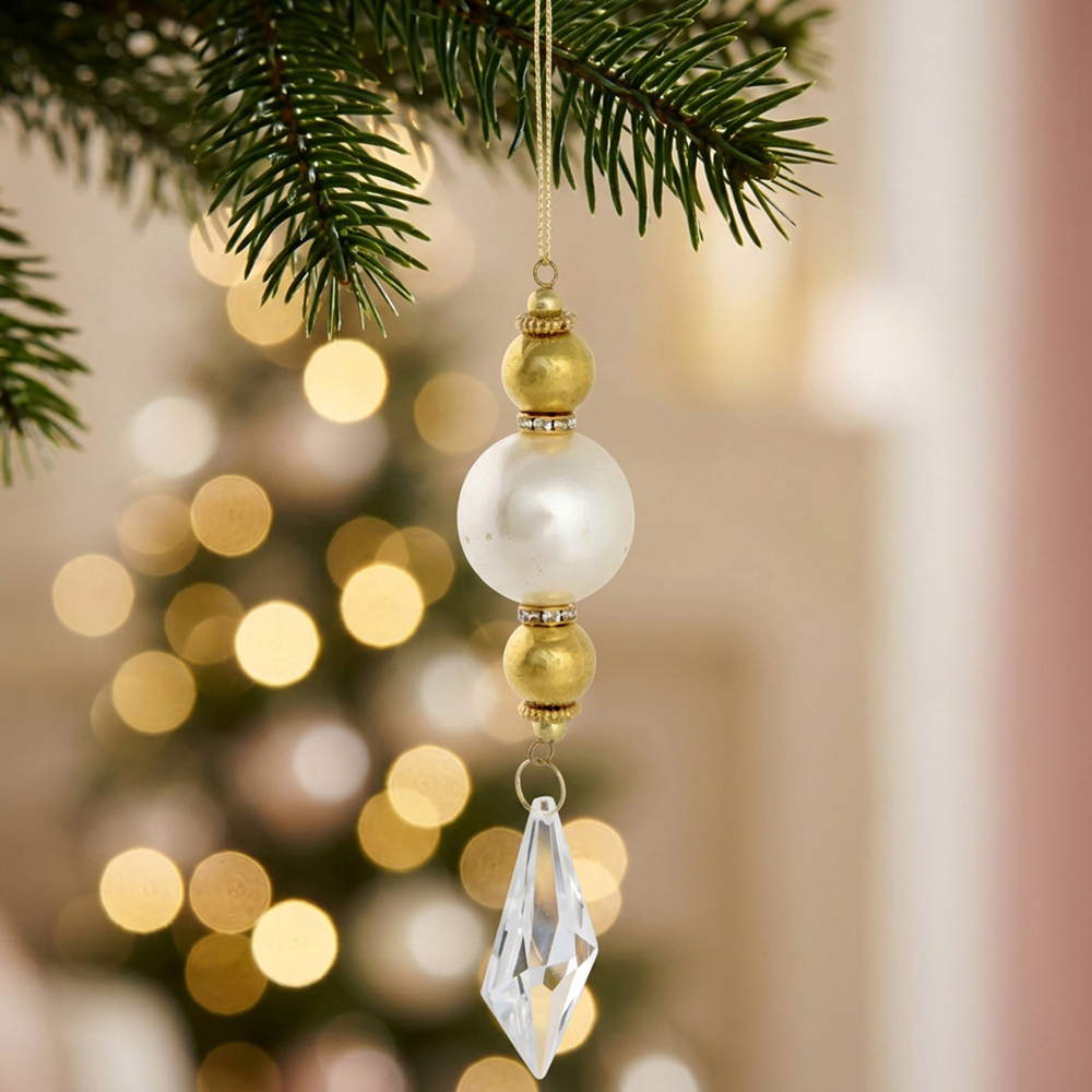 Hanging Pearl Droplet Image 2