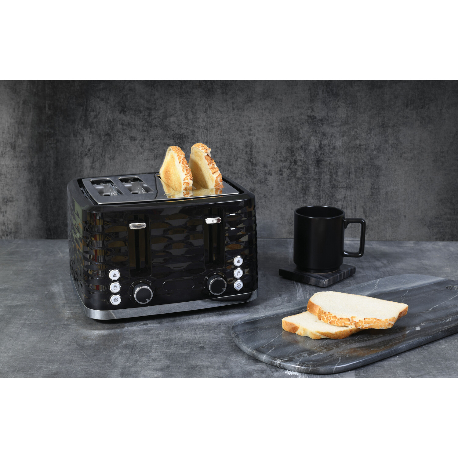 4-Slice Wave Textured Toaster - Black Image 2