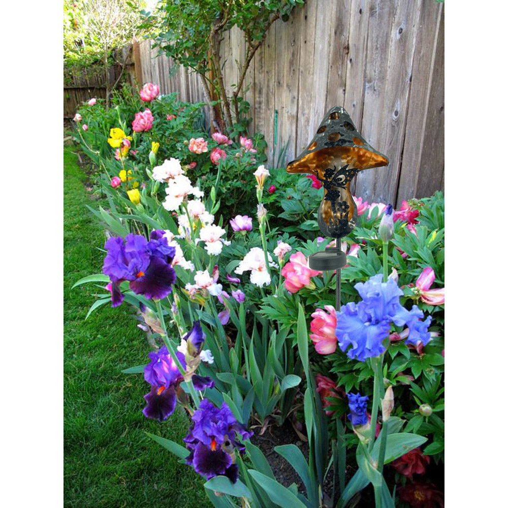 Avilo Solar Fairy in a Mushroom Garden Ornament Image 6