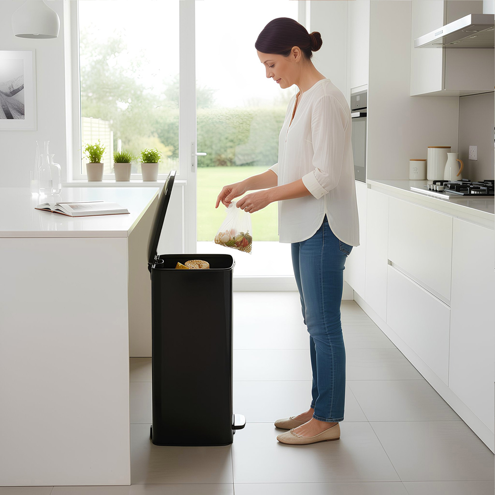 Harbour Housewares Black Square Stainless Steel Kitchen Pedal Bin 50L Image 5