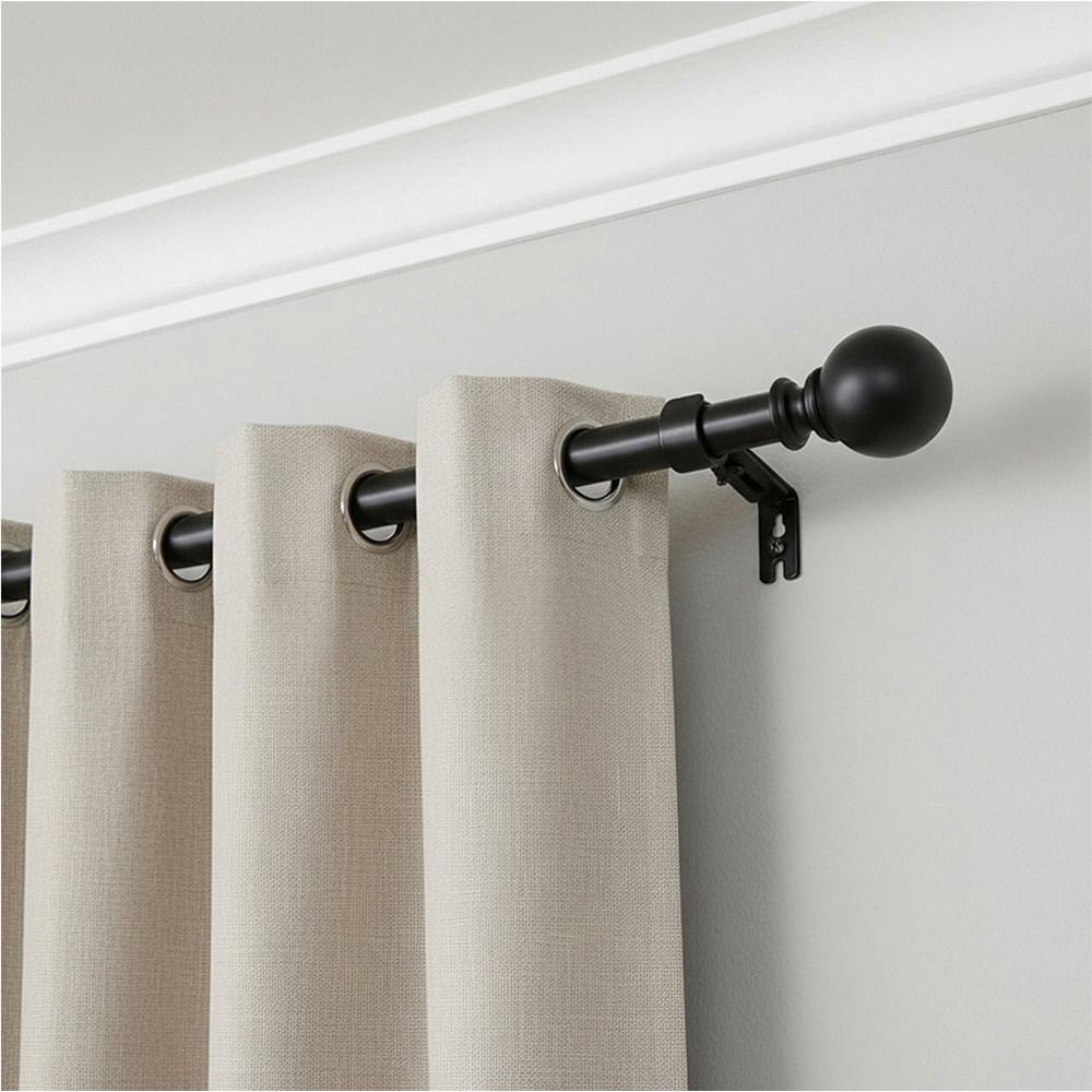 Living and Home 122-213cm Glossy Black Telescopic Curtain Pole with Brackets and Ball Finials Image 7