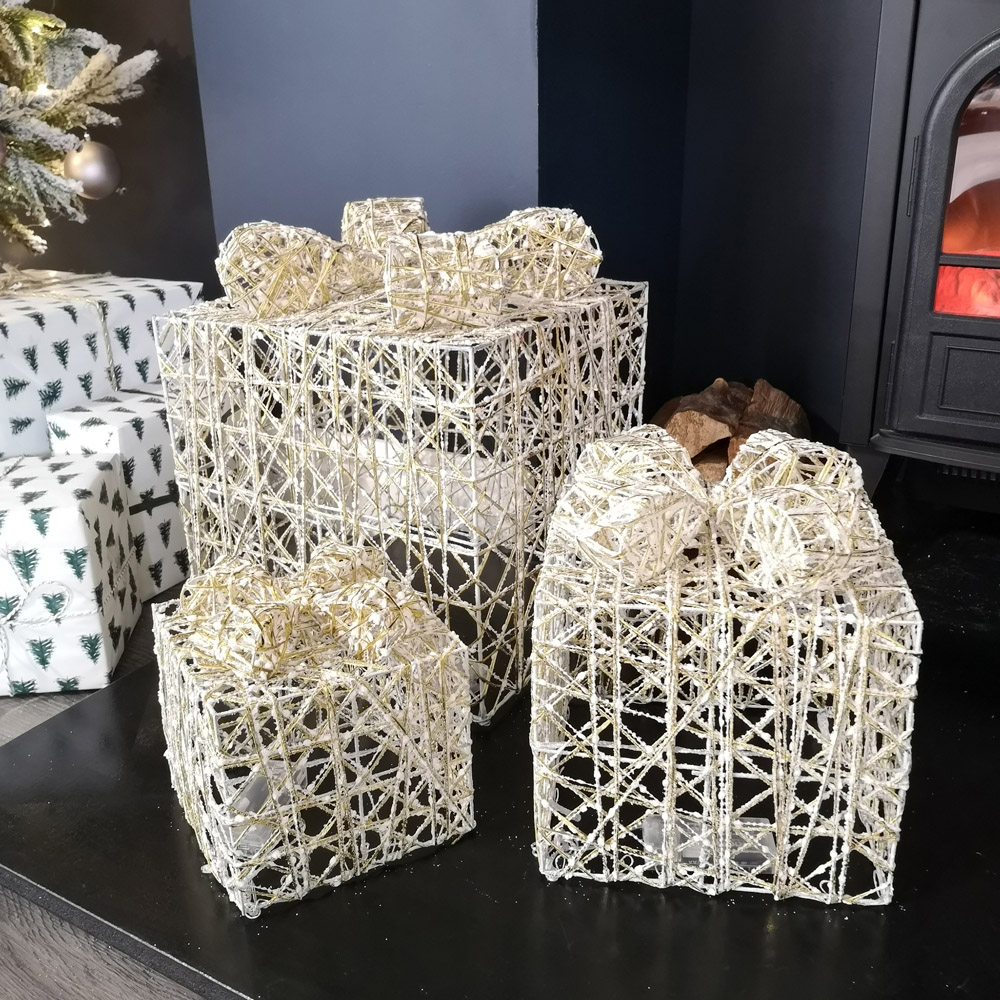 Samuel Alexander White and Gold LED Gift Box Christmas Decoration 3 Pack Image 3