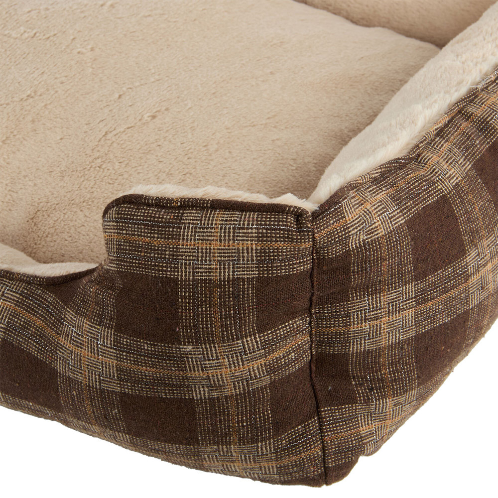 The Heritage Collection Pet Bed Brown Image 5