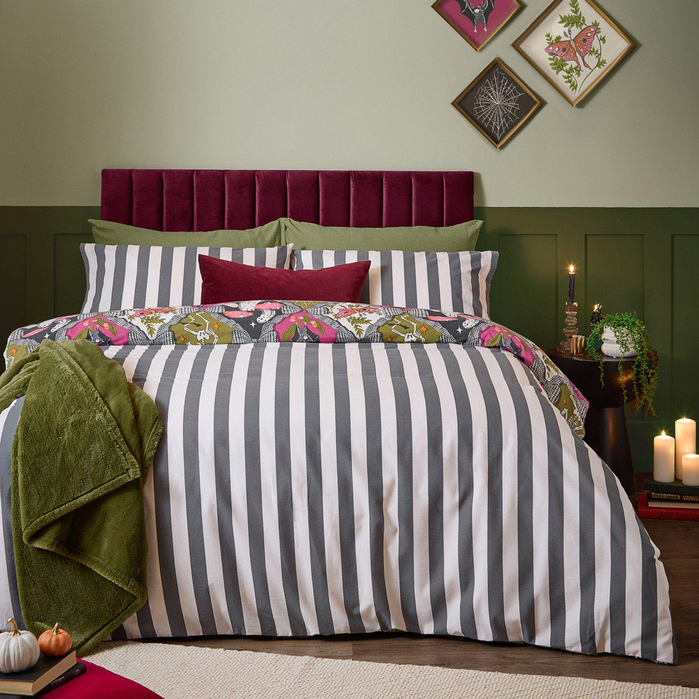 Furn Double Hallowquin Spooky Monochrome and Green Reversible Duvet Cover Set Image 2