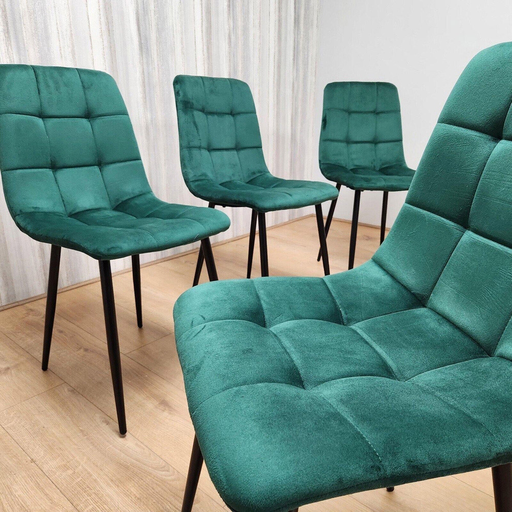 Portland 4 Seater Velvet Tufted Glass Tabletop Round Dining Set Green Image 4