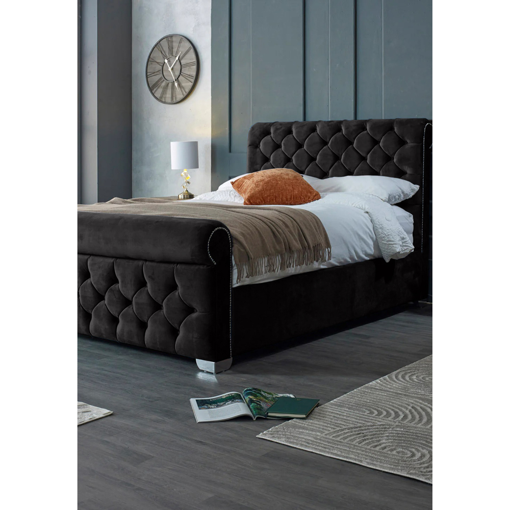 Eleganza Home Veneta Double Black Plush Velvet Bed Frame with Chesterfield Headboard Image 3