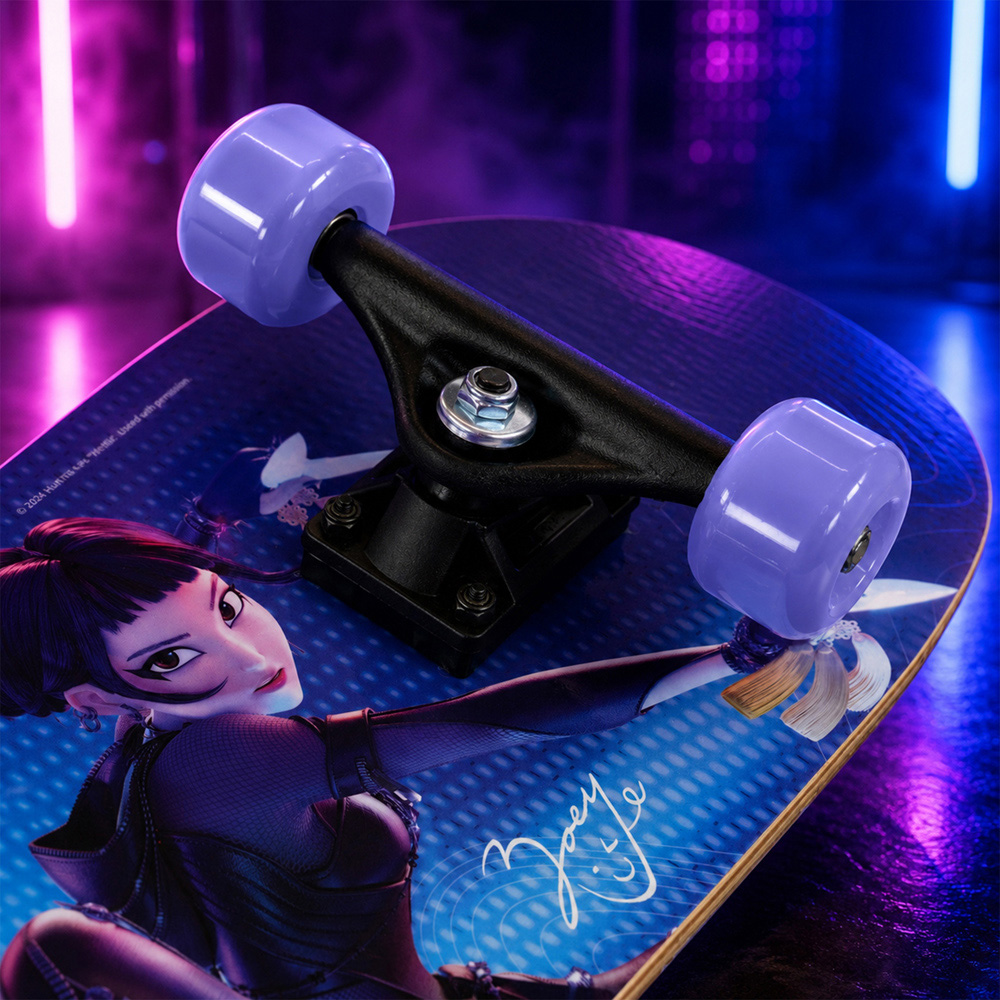 K-Pop Demon Hunters Takedown Kids Yong Xing Skateboard Image 7