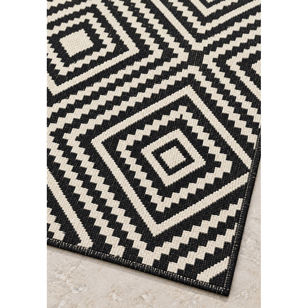 Portland Rugstyle Black Large Diamond Rug 120 x 170cm Image 3
