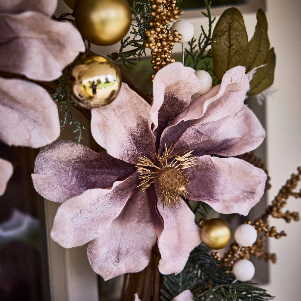 Dibor Blush Magnolia Christmas Wreath 55cm Image 4