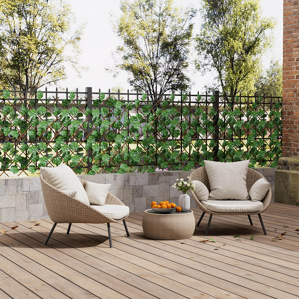 Living and Home 5.7 x 1ft Retractable Hedge Panel with Artificial Grape Leaf Image 7