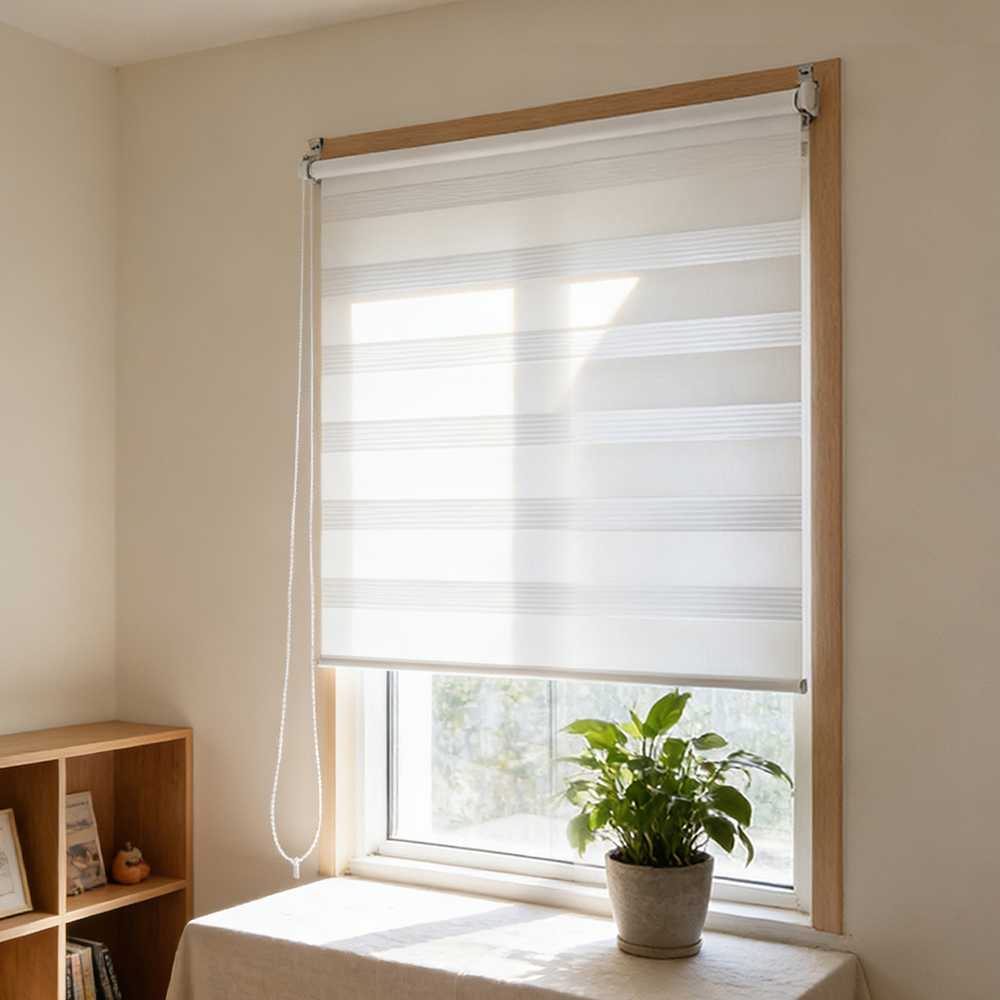 Living and Home Zebra Roller Blind White 100 x 150cm Image 7