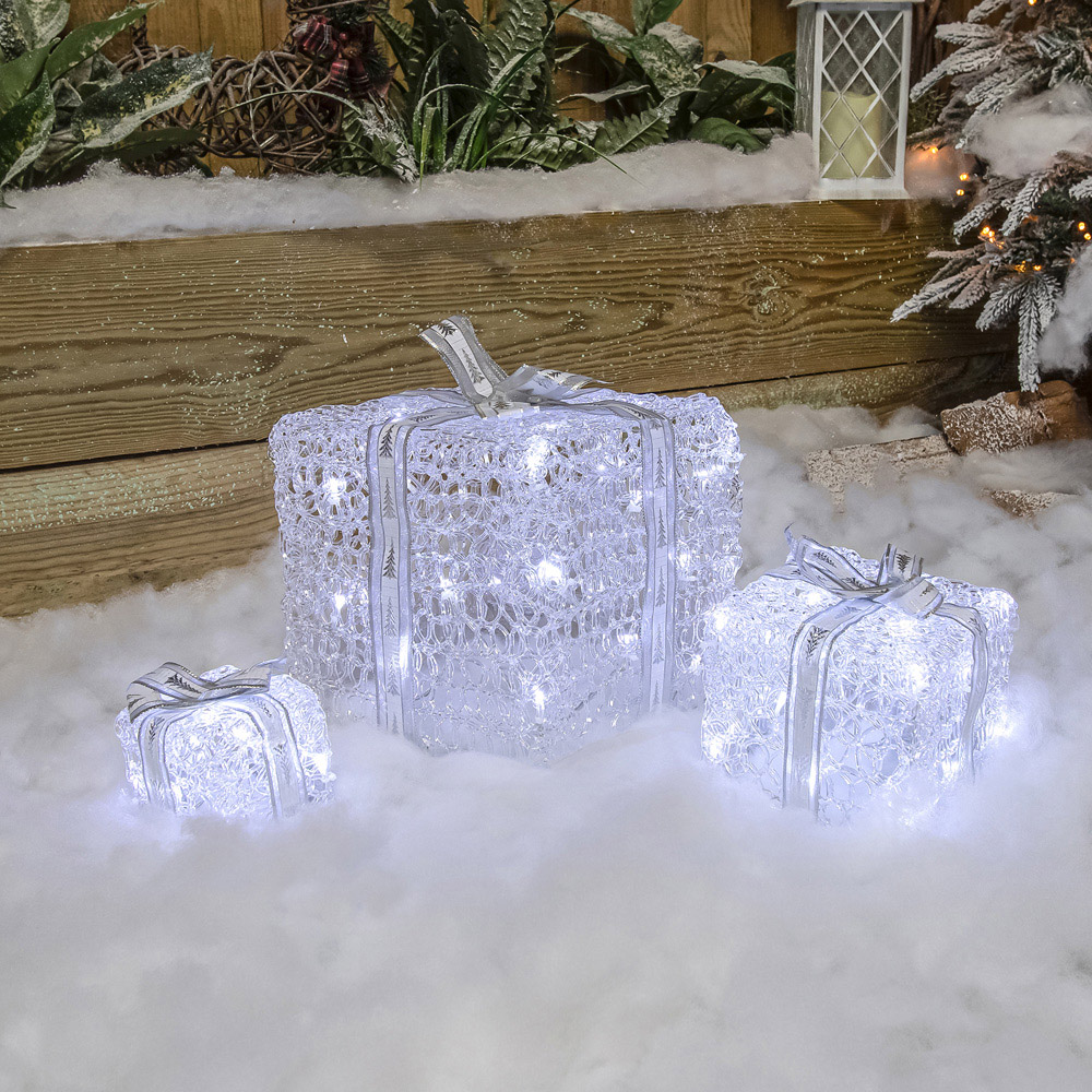 The Christmas Centre 59 LED Soft Acrylic Light-Up Parcel 3 Piece Image 7