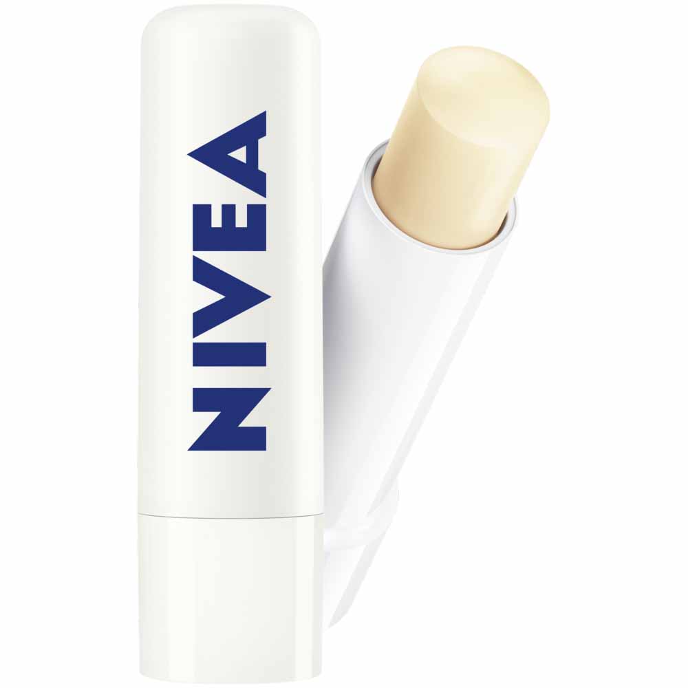 Nivea Soothe & Protect Lip Balm SPF15 For Dry Lips 4.8g Image 2