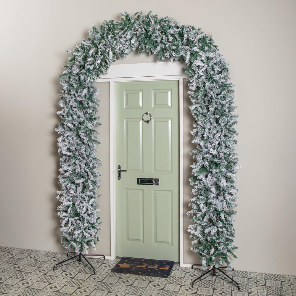 Samuel Alexander Single Door Snow Flocked Christmas Tree Arch with 2000 Tips 8ft Image 8