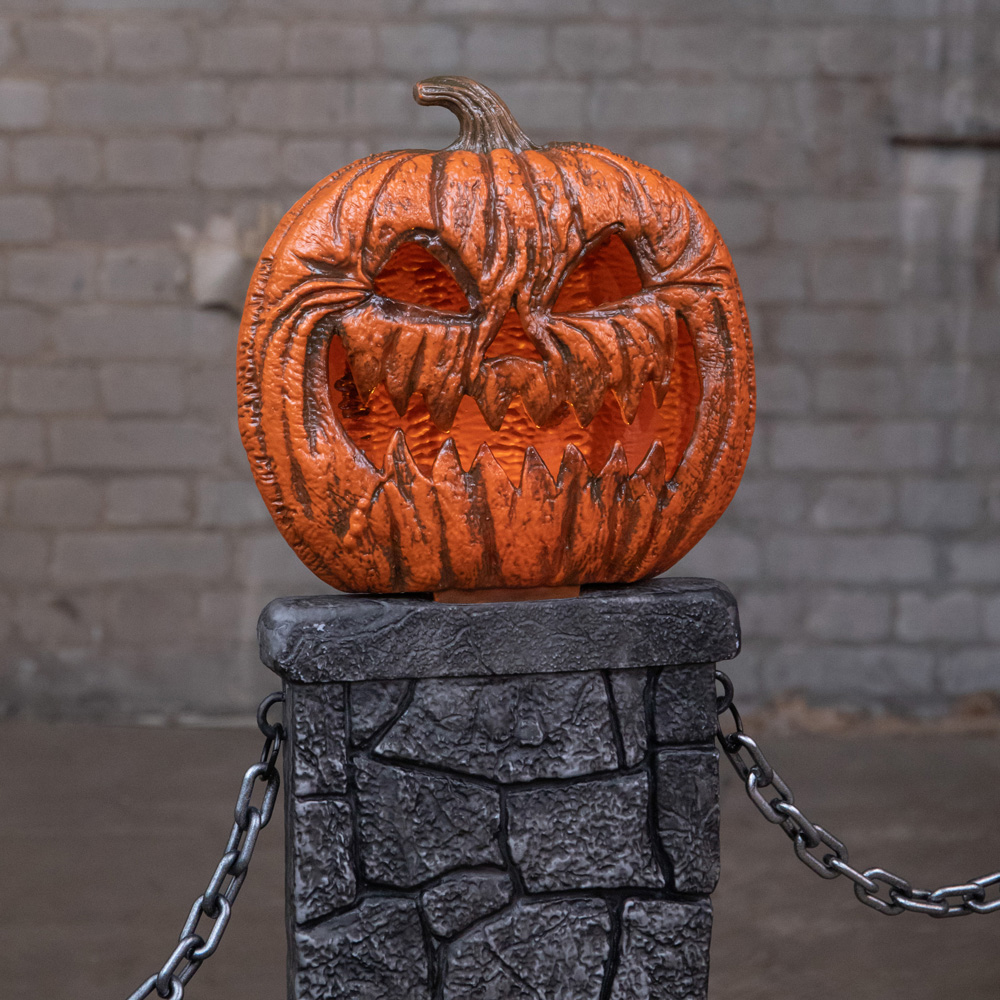 Samuel Alexander Battery Powered LED Light-Up Halloween Pumpkin Fence 97cm x 1.2m 2 Pack Image 3