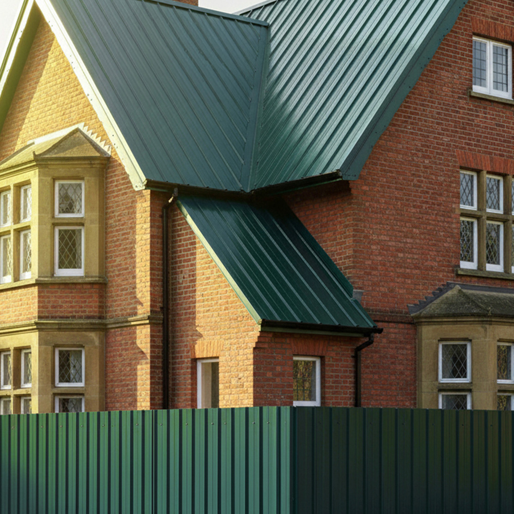 Living and Home 120 x 57cm Dark Green Galvanised Steel Roofing Sheet 12 Pack Image 5