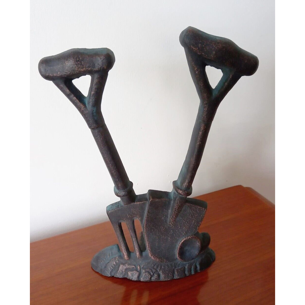 Inspirational Gifting Spade and Fork Cast Iron Decorative Doorstop Image 3