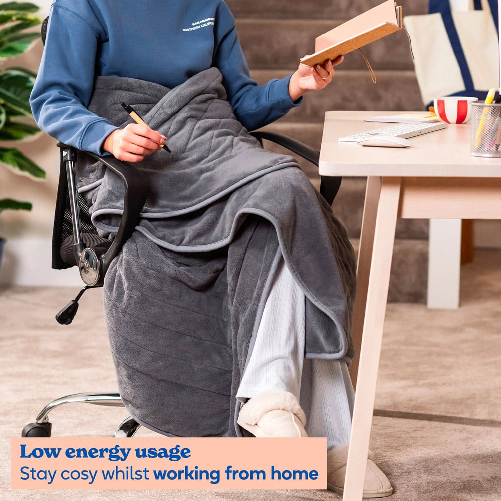 Russell Hobbs RHHT1004GR Grey Microfleece Heated Throw 180 x 130cm Image 5