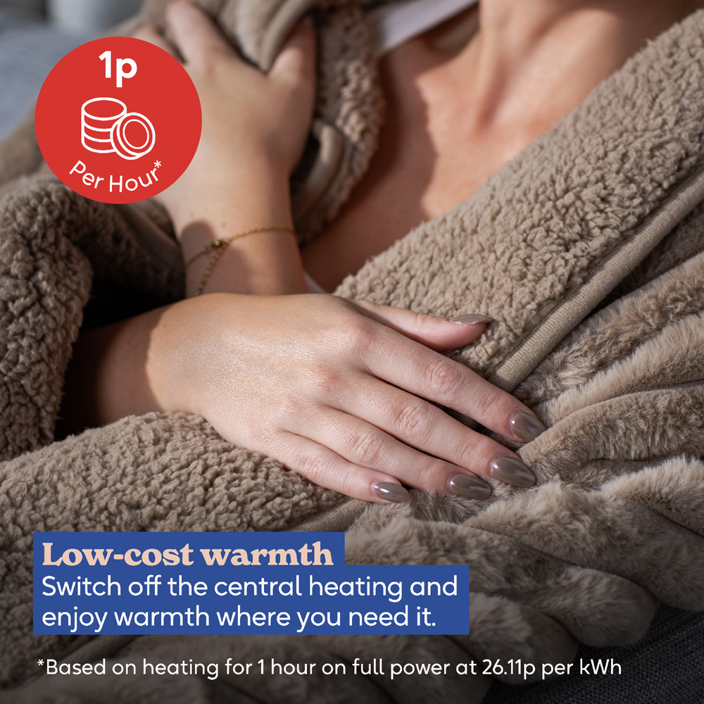 Russell Hobbs Mocha Faux Fur and Sherpa Heated Throw with Controller 130 x 180cm Image 4