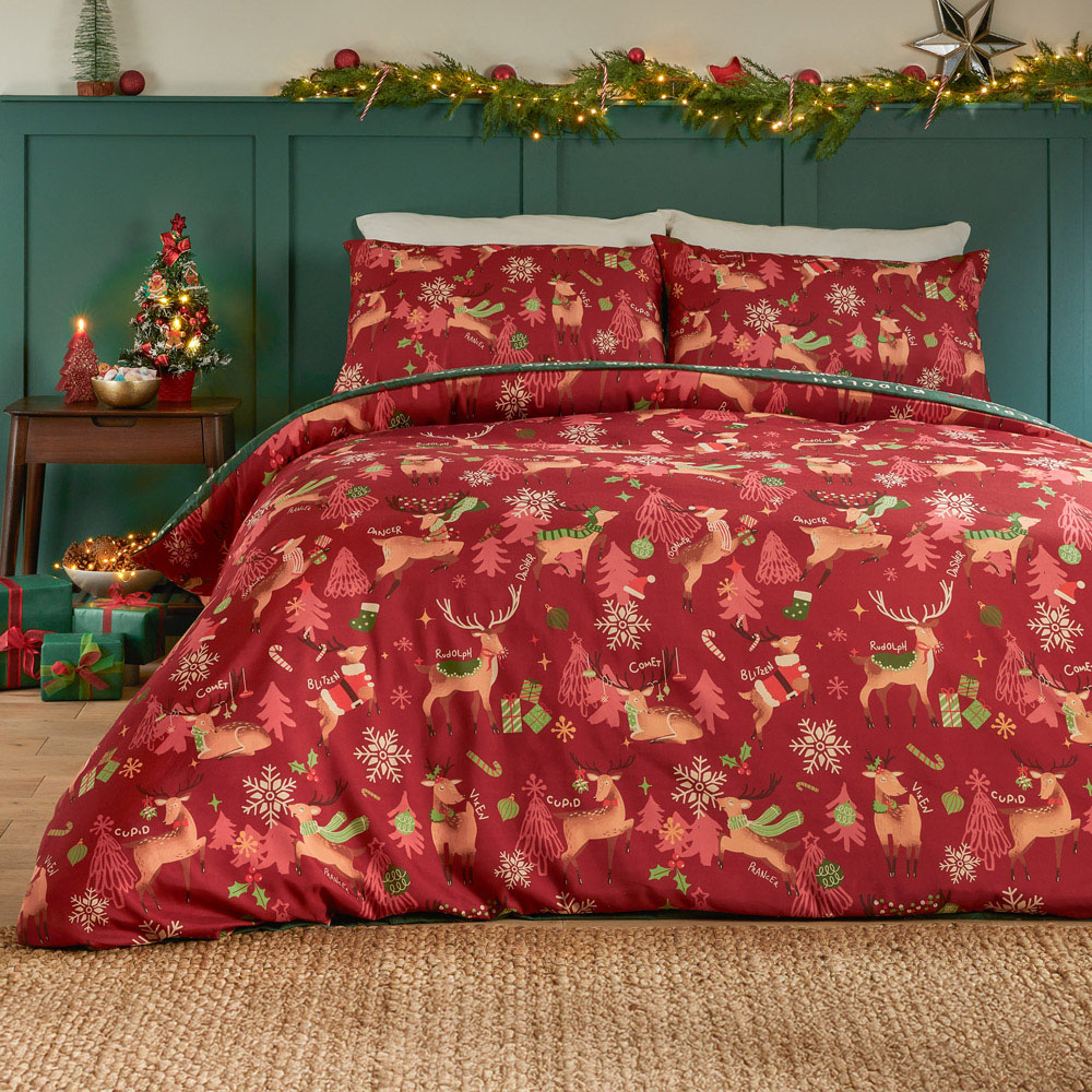 Duvet Day Double Sleigh Team Soft Touch Reversible Duvet Set Image 1