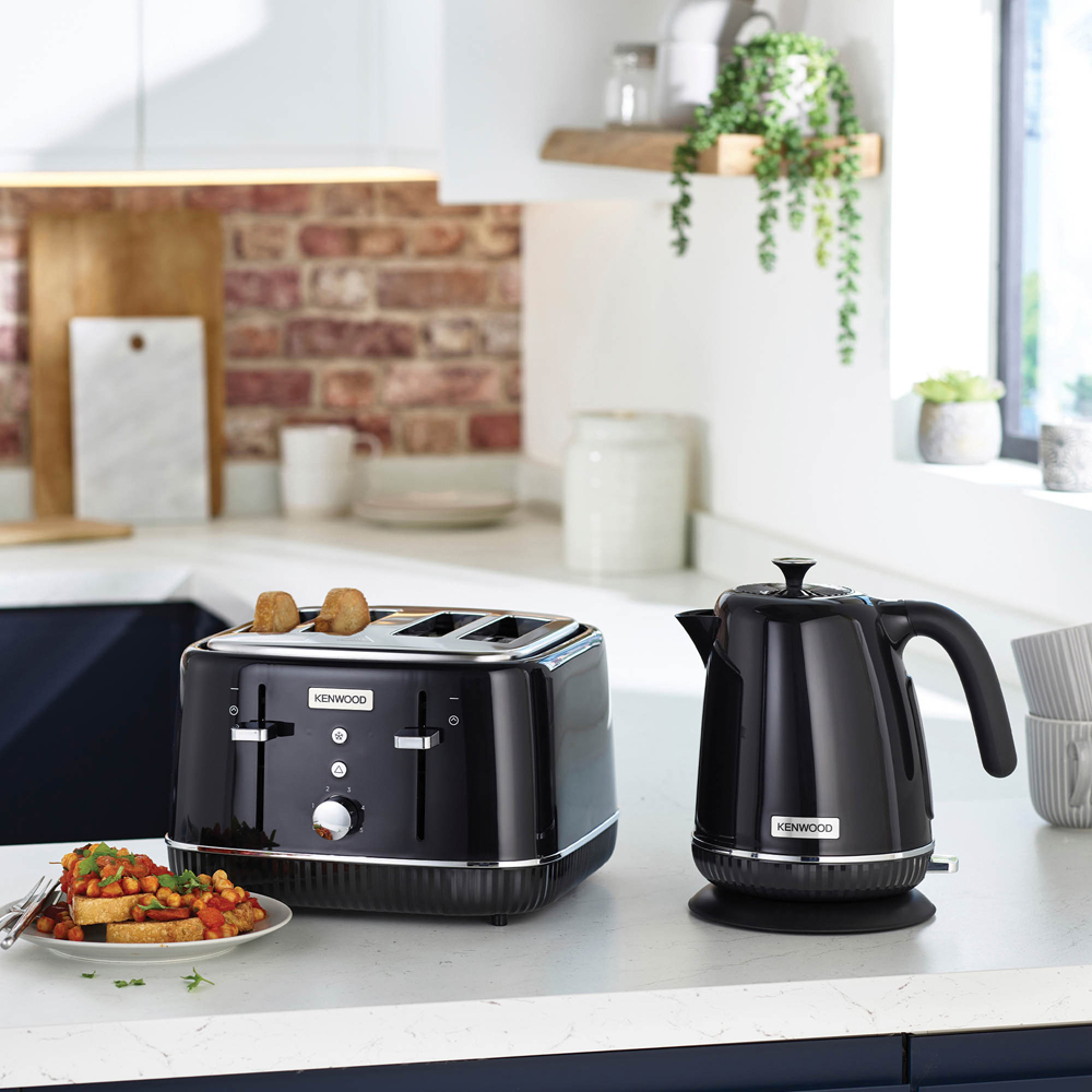 Kenwood KW4303 Black Treacle Elegancy 1.7L Kettle Image 6