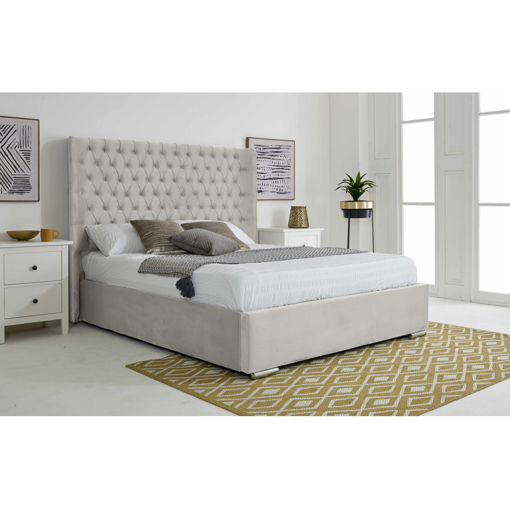Eleganza Home Woodlake Single Silver Plush Velvet Bed Frame with Chesterfield Headboard Image 3