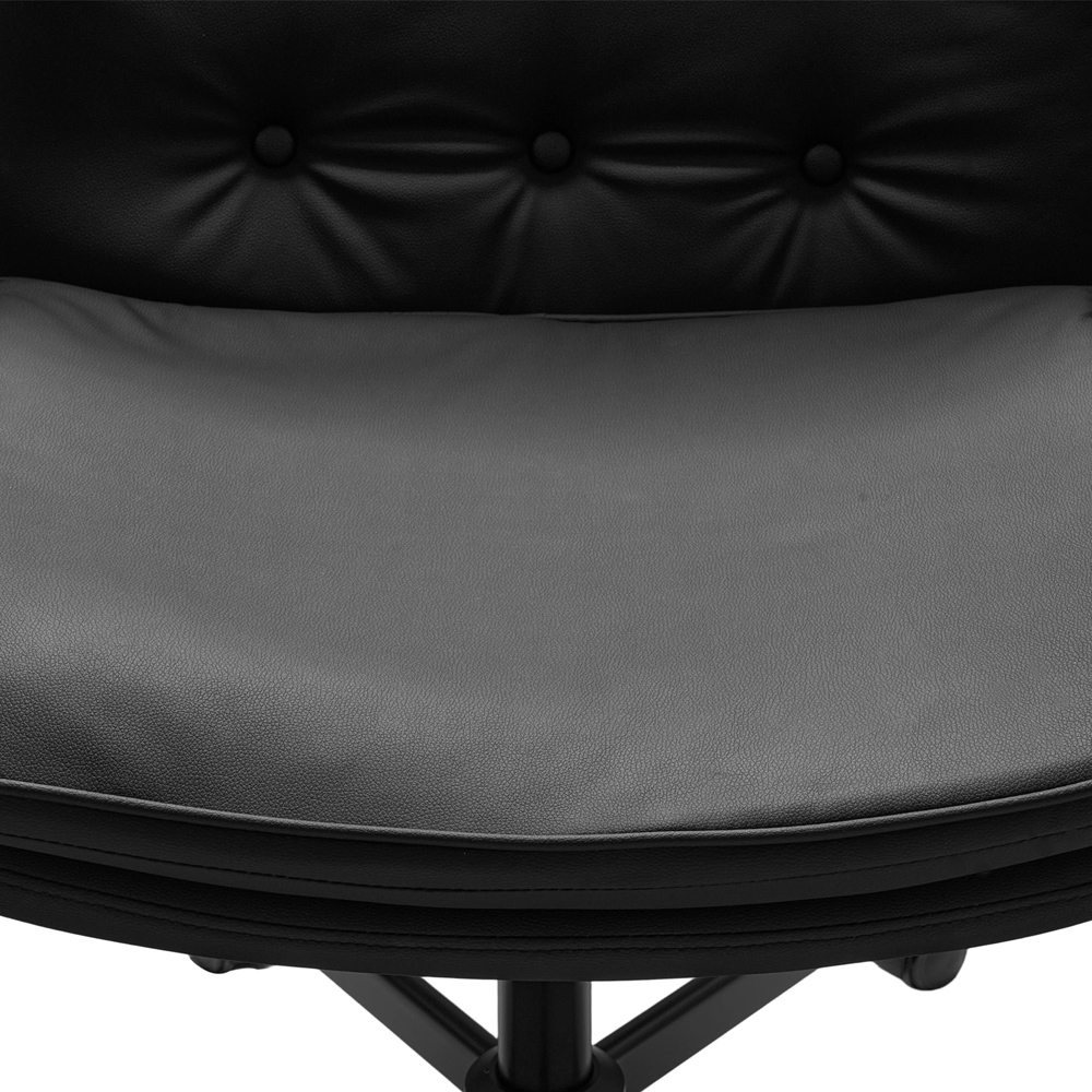 Living and Home Black Widened Seat Office Chair with Wheels Image 7