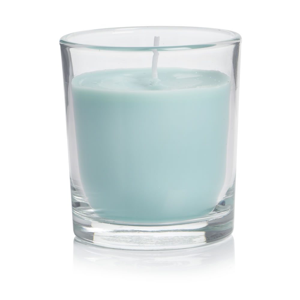 Wilko Tropical Passion Fruit and Blueberry Scented  Glass Candle Image