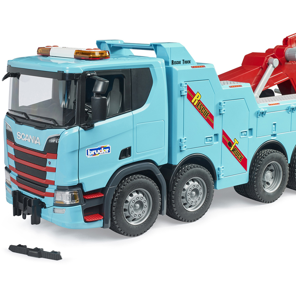 Bruder Kids Scania Super 560R Heavy Tow Truck with Light and Sound Module Playset Model Image 8